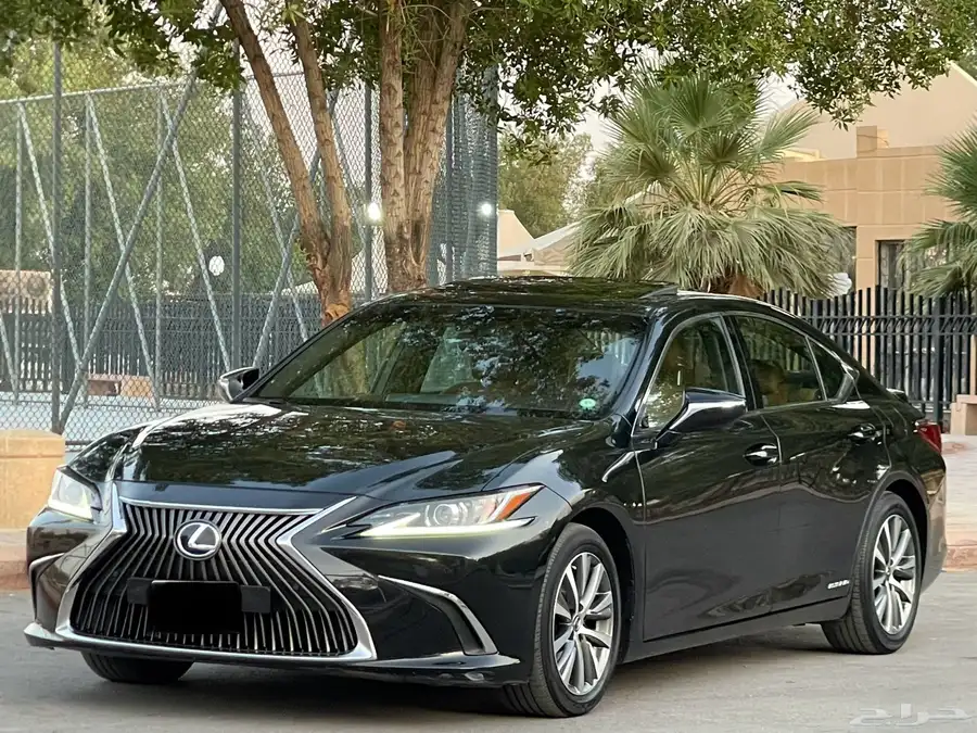 لكزسES300h-2020(ممشي87الف) 3