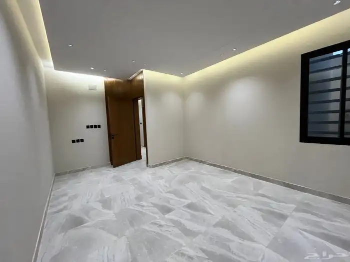 للبيع شقق 6 غرف بسطح مصعد شغال البديع (ابها) vip 18