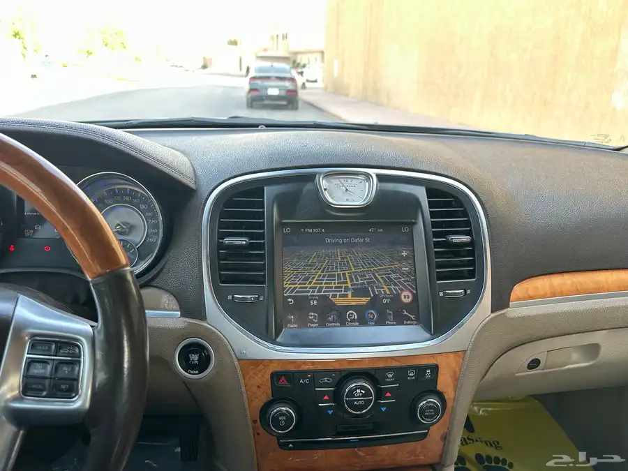 كرايسلر ستة سلندر C300 2014 12