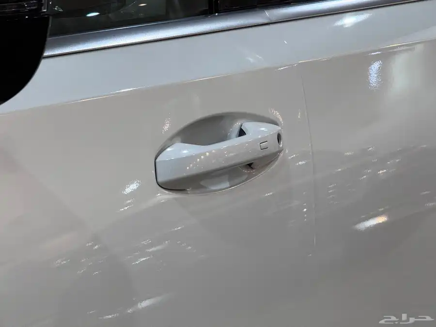 نيسان باترول xe اصفار صادر للوحات 2025 14