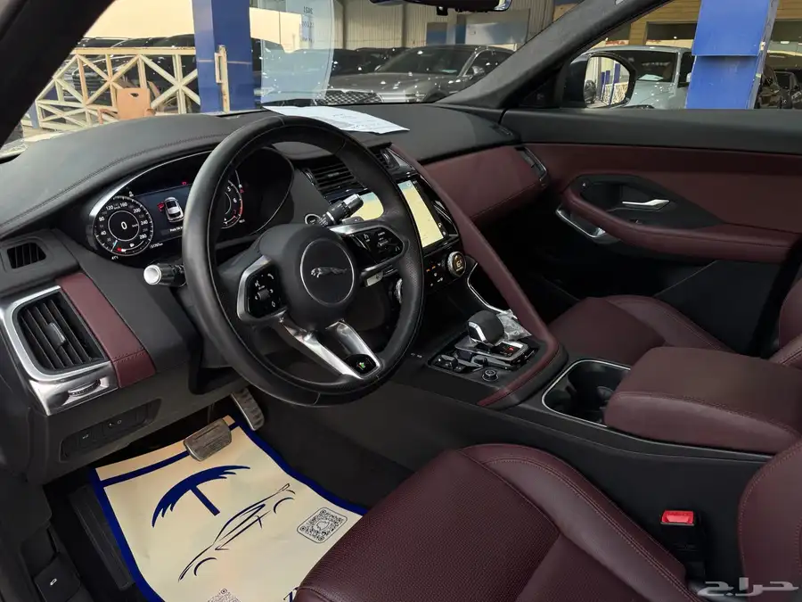 جاكوار E pace - R dynamic 2021 على الضمان index