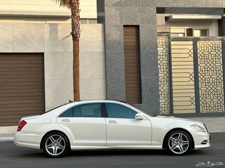 مرسيدس s550 2010 قمه في النظافه 16