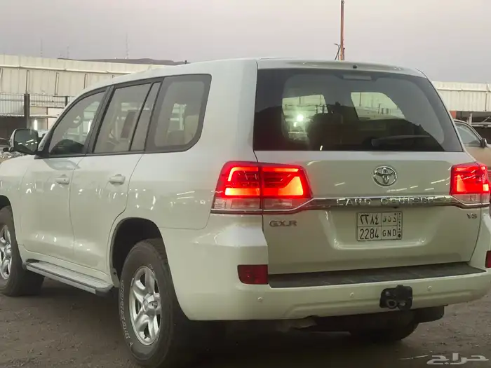 لاندكروزر 2021 8سرندل 14