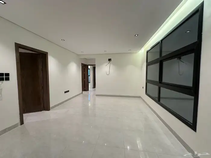 للبيع شقق جديده ابها بدايه طريق السوده بسعر يبدأ من 450 الف 9