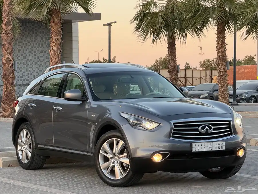 جيب انفينتي 2016 فل كامل QX70 وكاله الحد 55 الف index