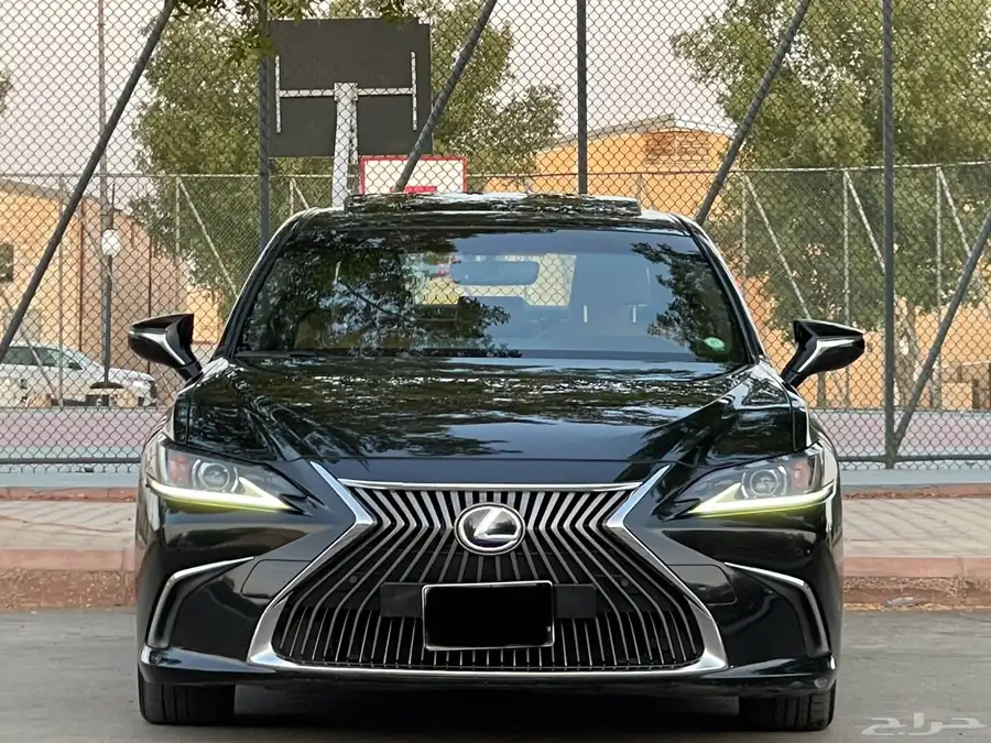 لكزسES300h-2020(ممشي87الف) 0
