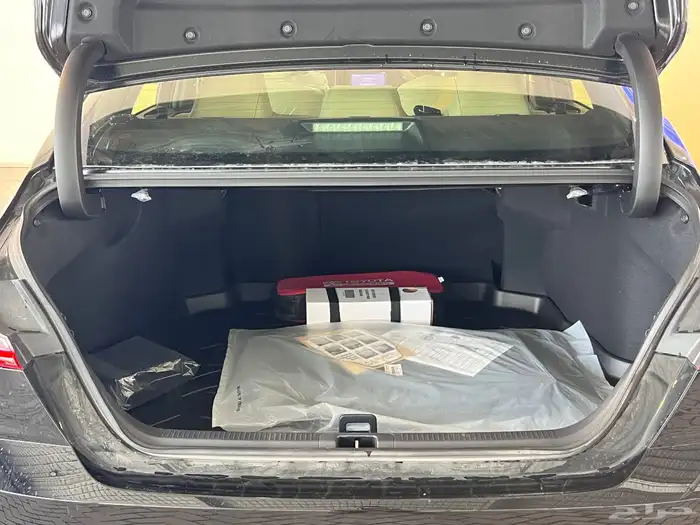 تويوتا كامري E استاندر 2025 افضل عروض التمويل والكاش 14