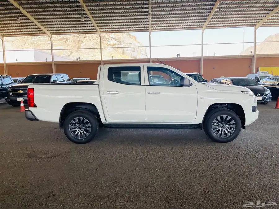 ميتسوبيشي L200 - ديزل - اوتوماتيك - 2024 4