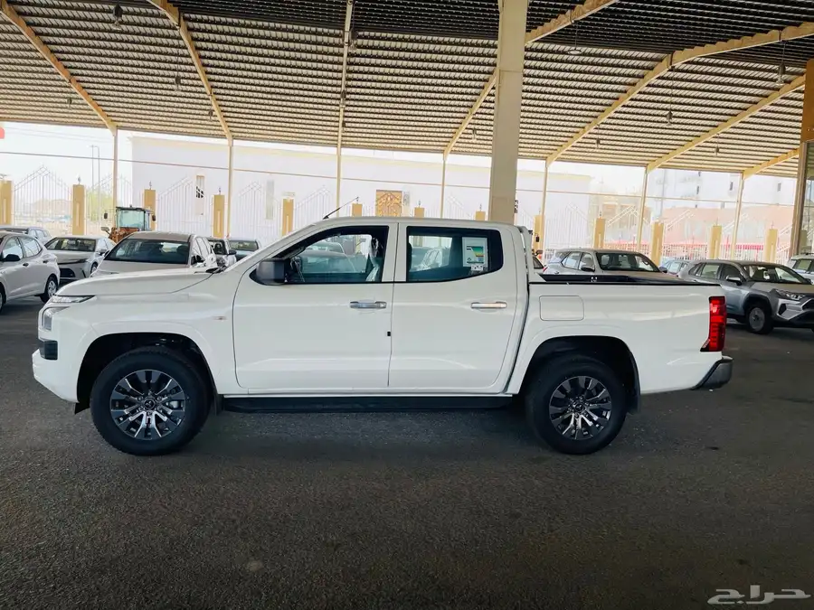 ميتسوبيشي L200 - ديزل - اوتوماتيك - 2024 5