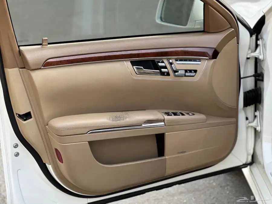 مرسيدس s550 2010 قمه في النظافه 20
