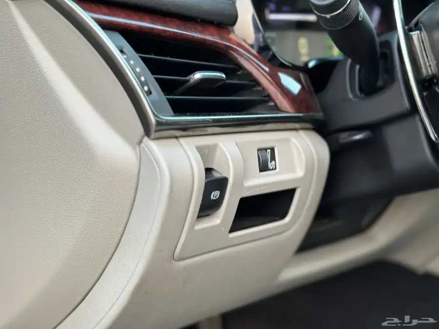 كاديلاك CTS 2019 22