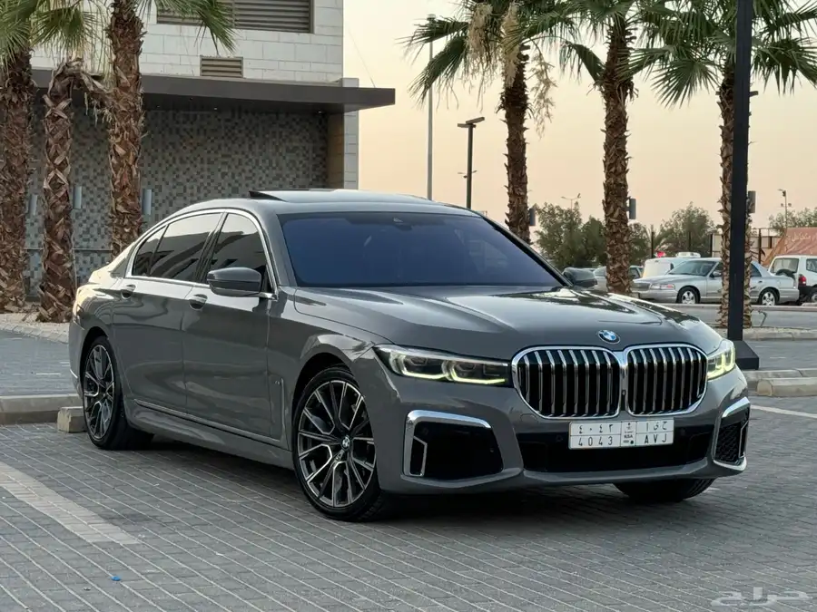 بي ام دبليو مديل 2021 730 0