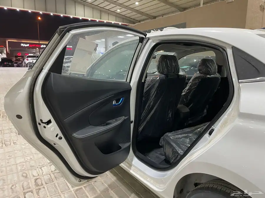 شانجان السفن 2025سعودي المجدوعي فتحه سقف(بنزين)1.5L 23