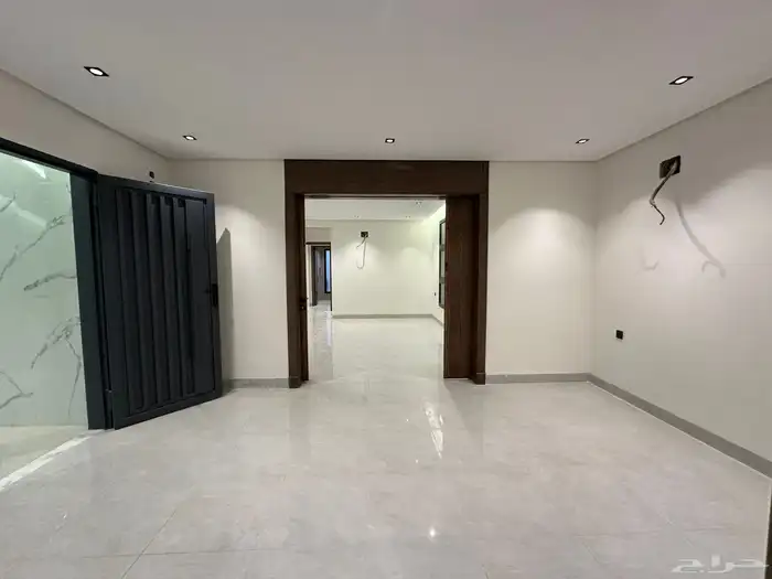 للبيع شقق جديده ابها بدايه طريق السوده بسعر يبدأ من 450 الف 10