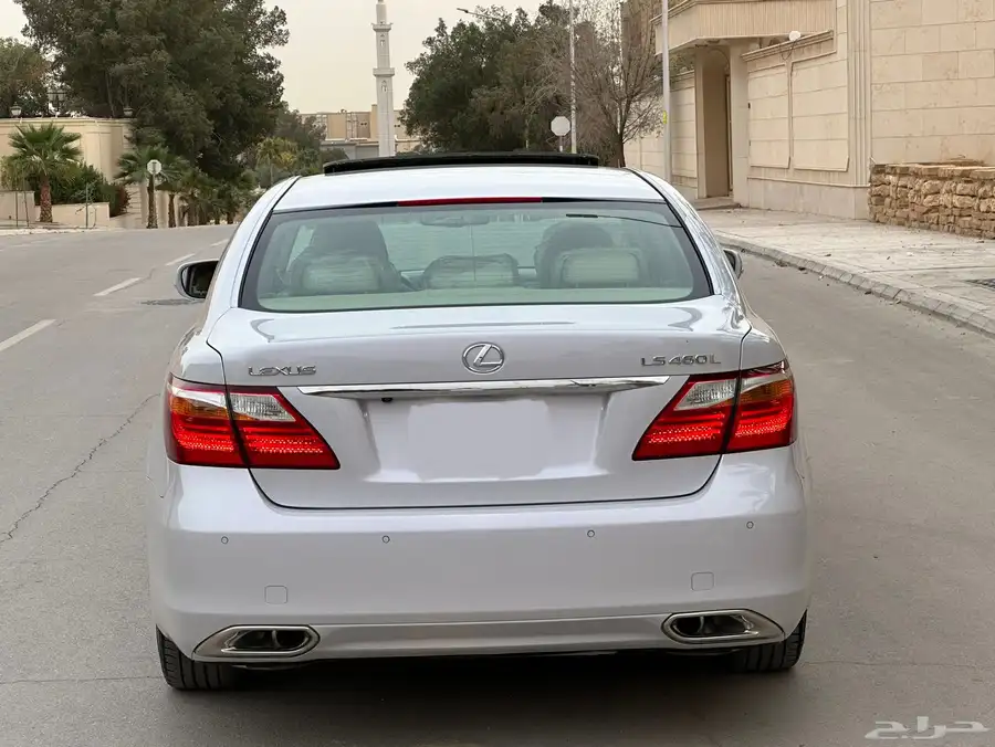 لكزس لارج 460 مخزن ماشيه 15 الف فقط بحاله الوكاله 8