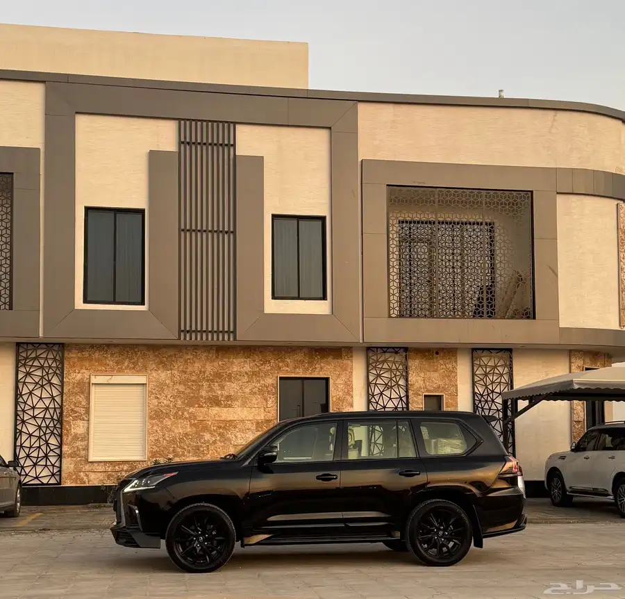 جيب لكزس بلاك اديشن وكاله 2019 18