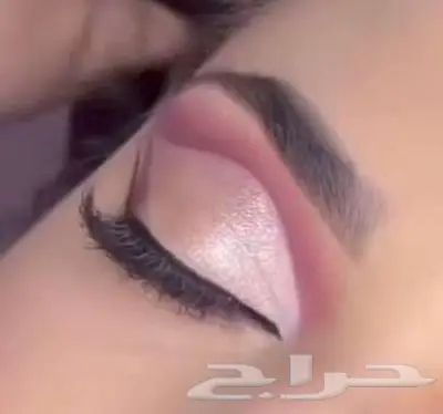 ارتست مكياج سمية 0