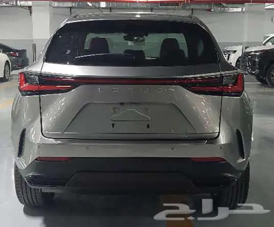 لكزس NX 350 AA 2025 بنزين سعودى تيتانيوم ورمادي 8
