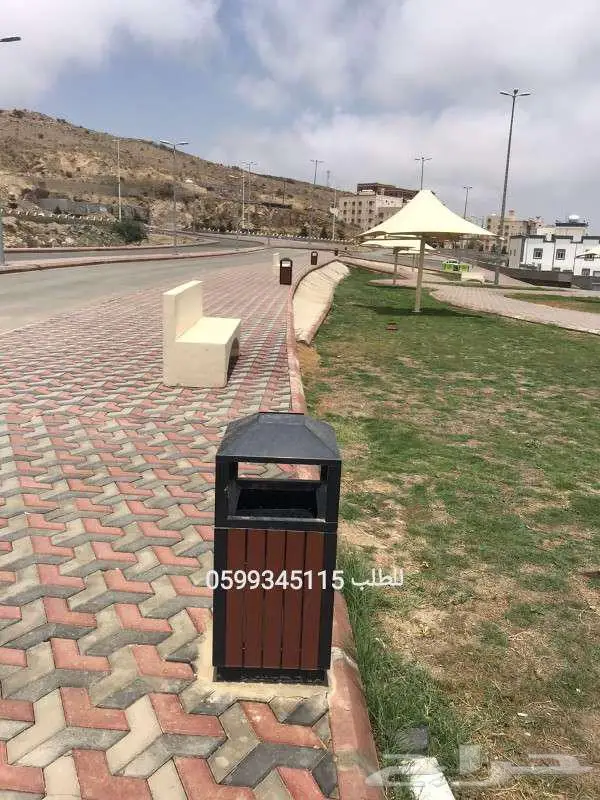 سلات نفايات الحدائق مدرسة جامعة مكتب ممر ممشى مشفى ملعب بادل 3
