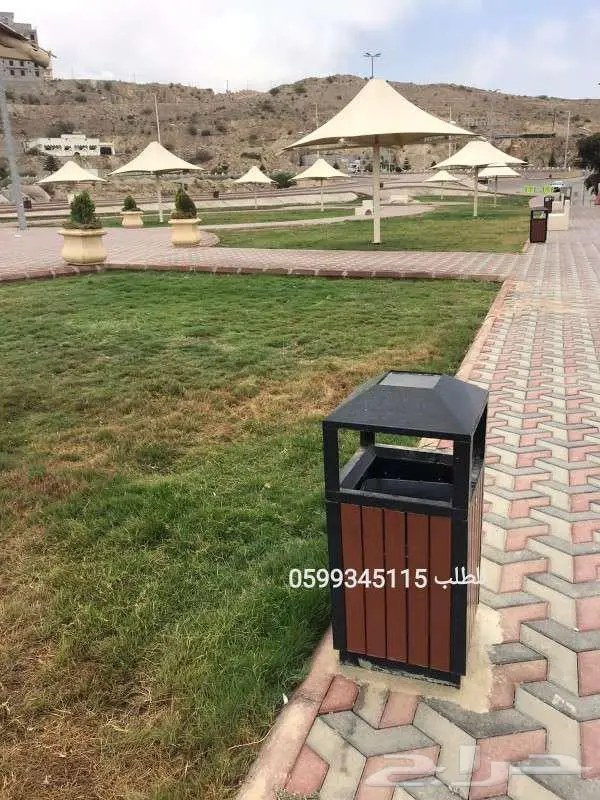سلات نفايات الحدائق مدرسة جامعة مكتب ممر ممشى مشفى ملعب بادل 5