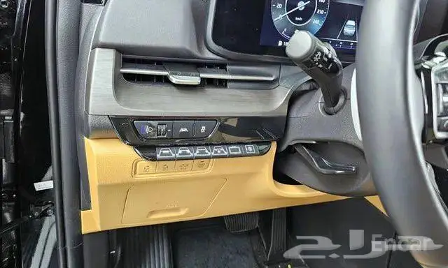 كيا كرنيفال موديل2023 11