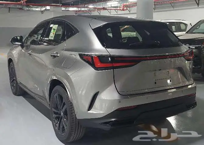 لكزس NX 350 AA 2025 بنزين سعودى تيتانيوم ورمادي 1