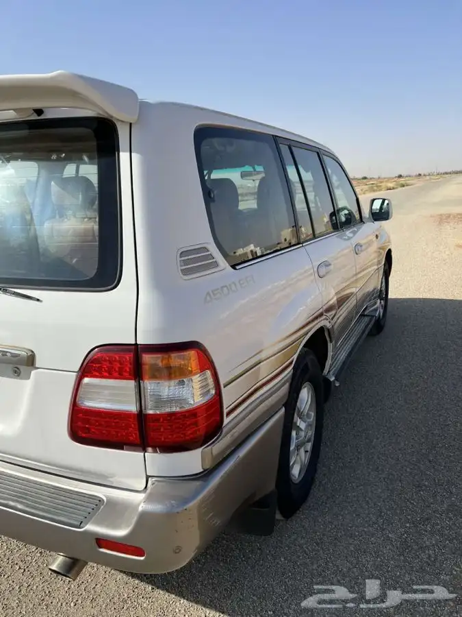 جيب GXR موديل 2006 ممشى خفيف 200 الف وعليه فقط 17