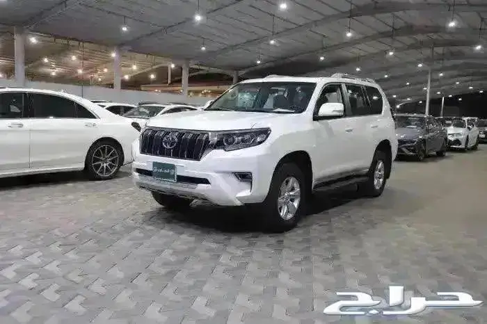 تويوتا برادو TXL3 فل كامل فتحة سقف ديزل موديل 2022 2