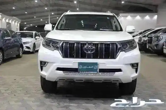 تويوتا برادو TXL3 فل كامل فتحة سقف ديزل موديل 2022 1