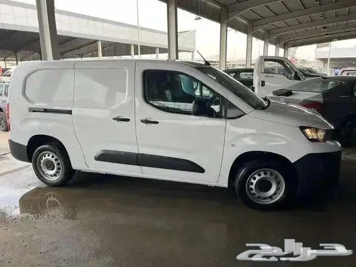 بيجو بارتنر طويل ديزل جير عادي موديل 2024 2