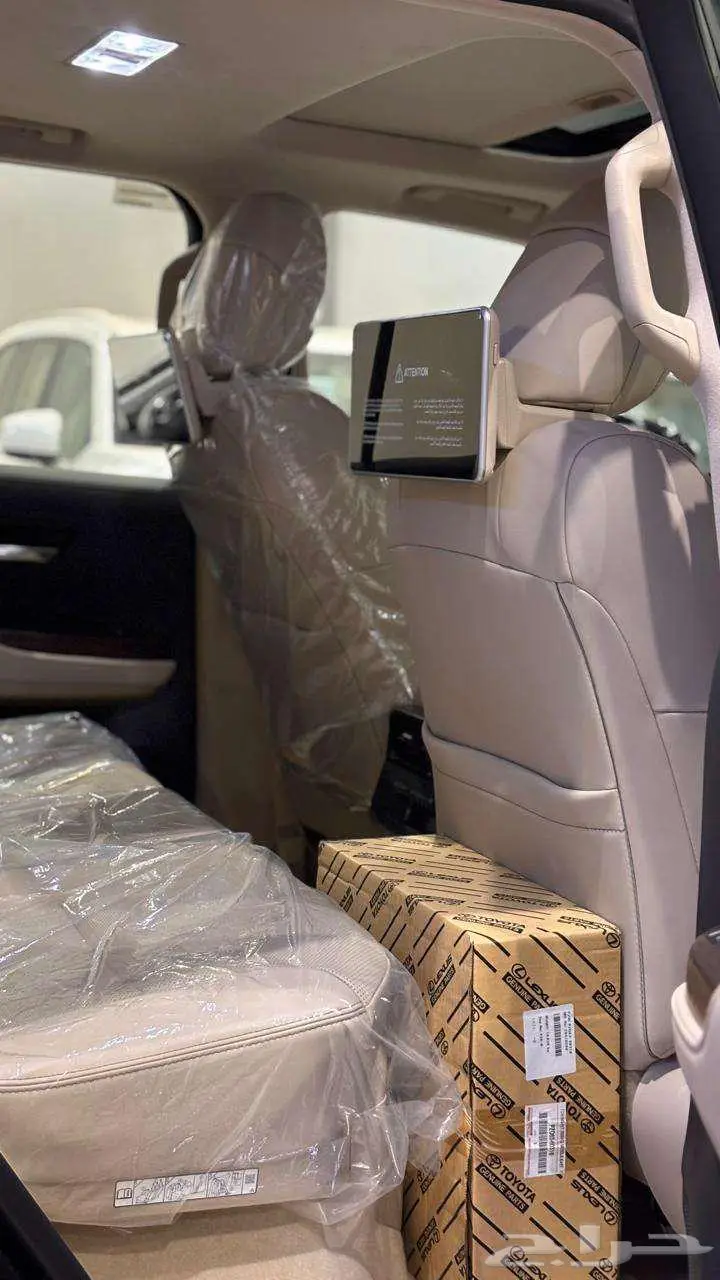 لاندكروزر GXR L4 2025 بريمي الابواب شفط 10