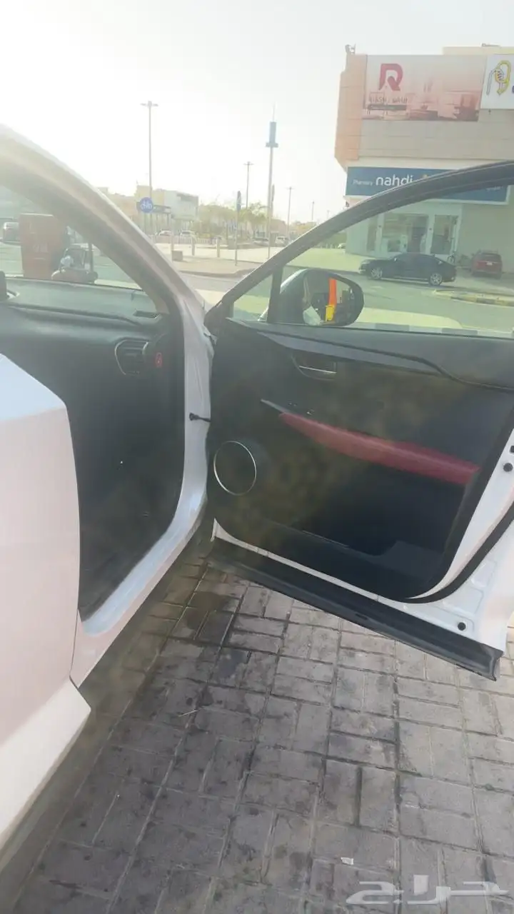 لكزس NX300 للبيع 5