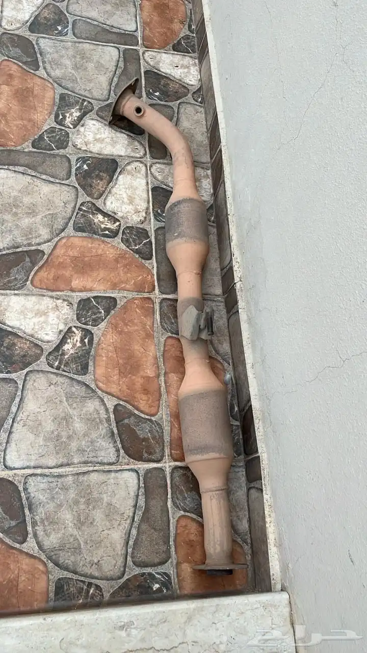 للبيع دبه شخال هايلوكس وكاله غير مفرغ 0