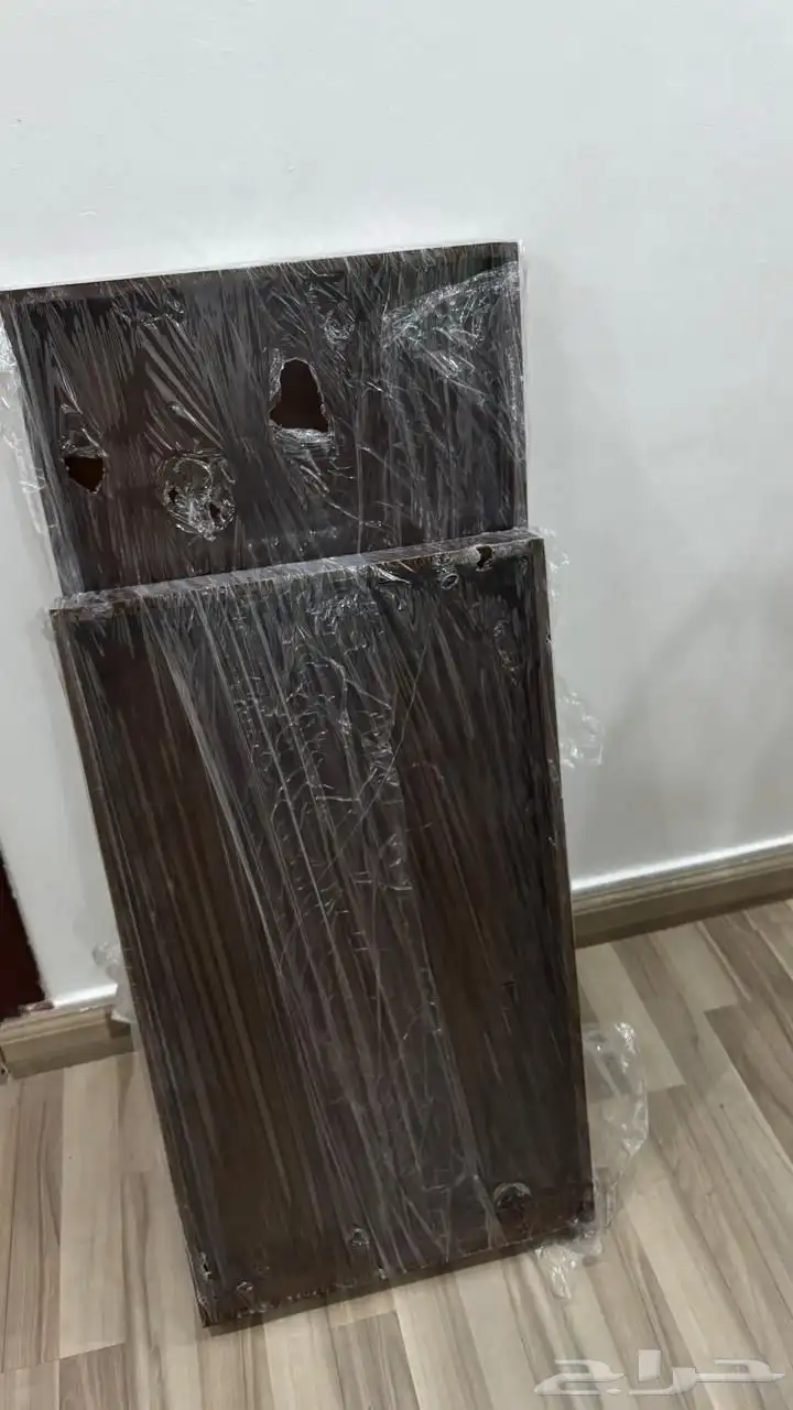 طاولة للبيع 0