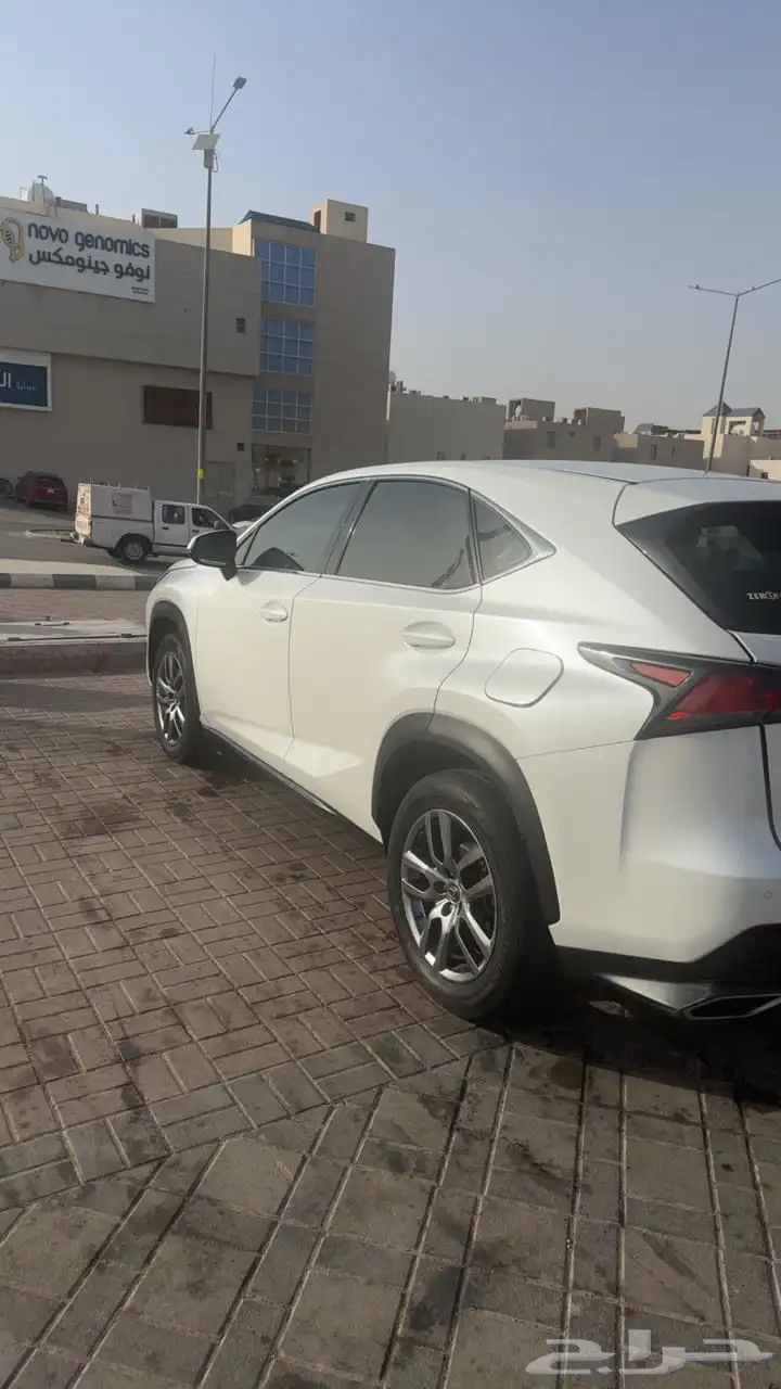 لكزس NX300 للبيع 8