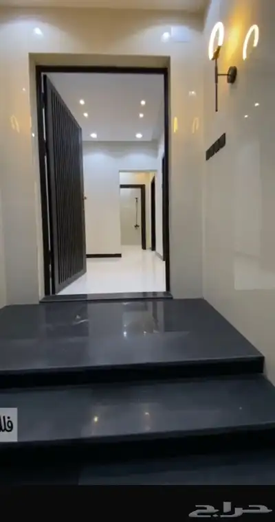 للبيع فلتين دوبلكس بالوسام 1 قريبه من الخدمات 5