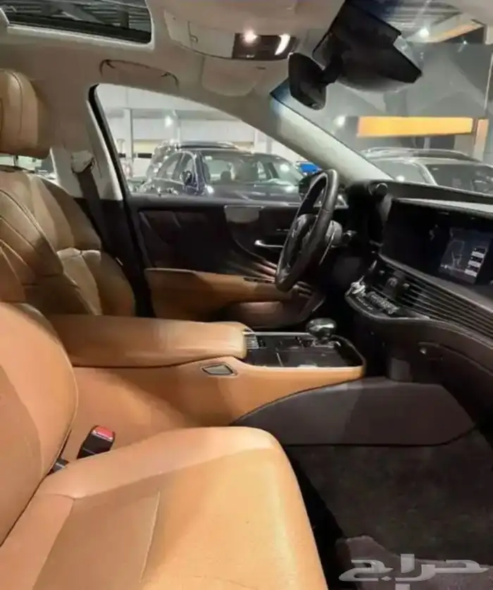 Lexus LS350 2019 19