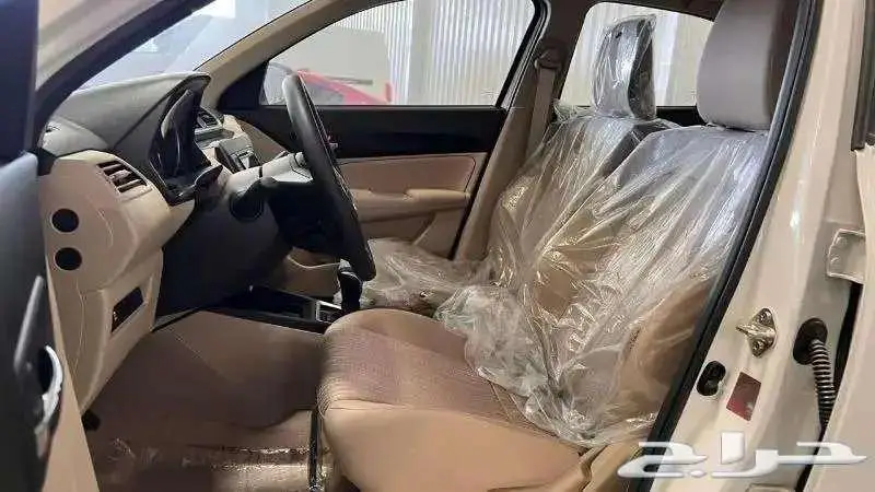 سوزوكي ديزاير ستاندر 2025 9