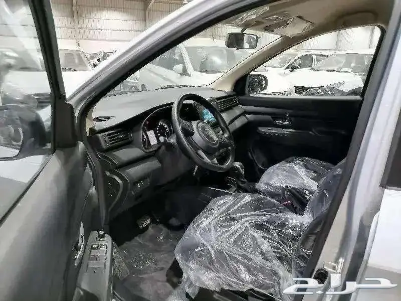 سزوكى ارتيجا2025استندر سبع مقاعد اقل الاسعار لدينا 9