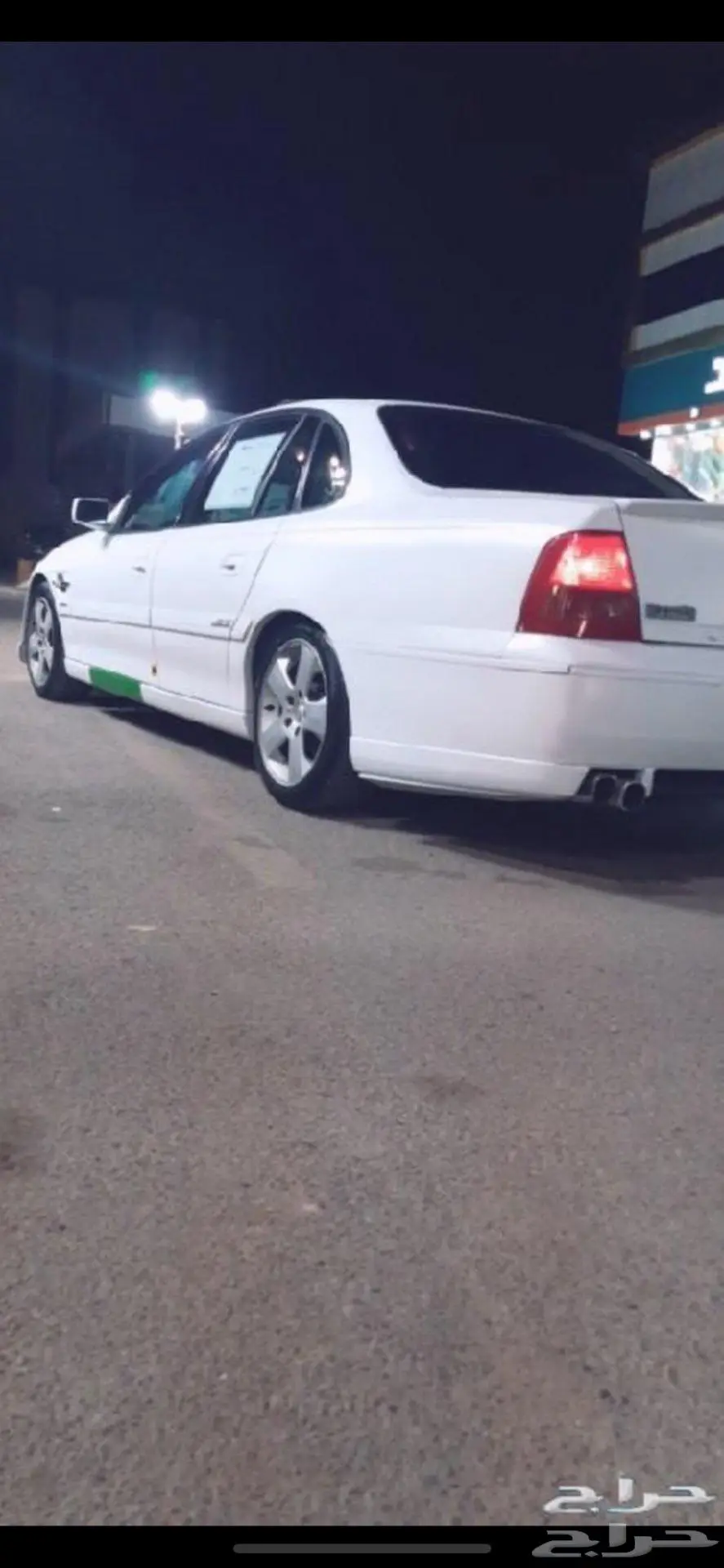 تشارجر 2014 RT و كابرس 2005 SS 8