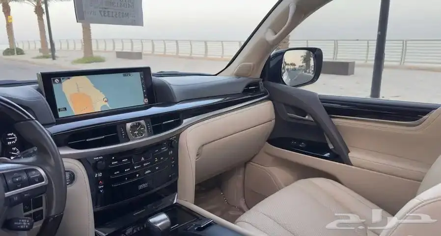 لكزس 2021 فل سعودي LX_570 ممشي قليل 22 ألف km 29