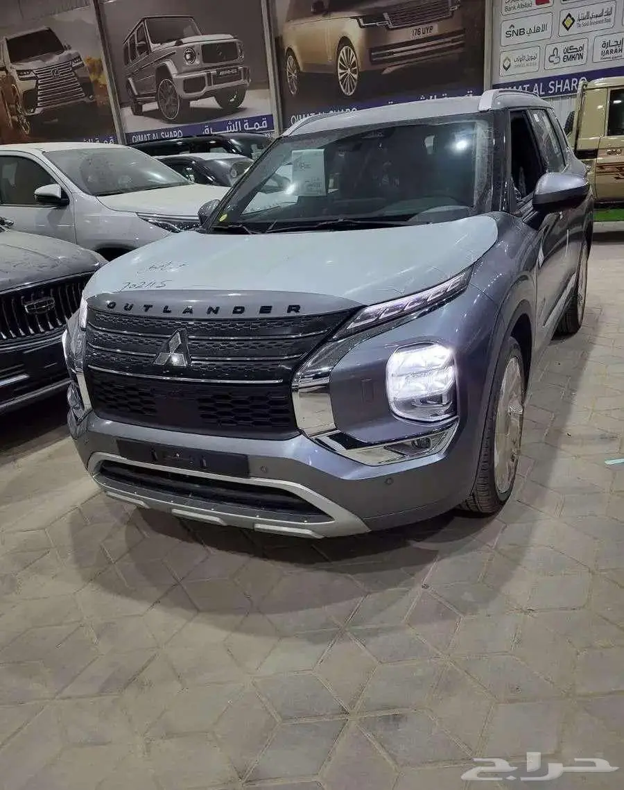ميتسوبيشي اوتلاندر فل كامل بريميم 2025 3