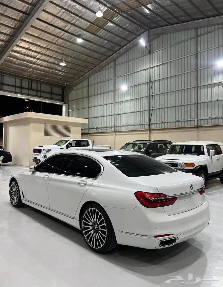 بي ام دبليو 2018 730iL 2