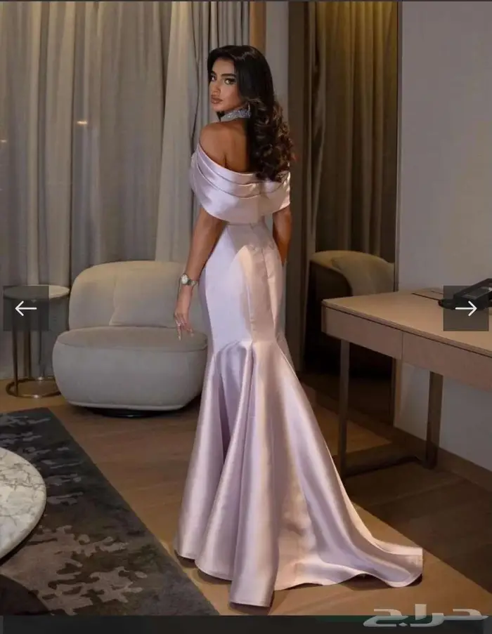 فستان كعب جيمي شو 0