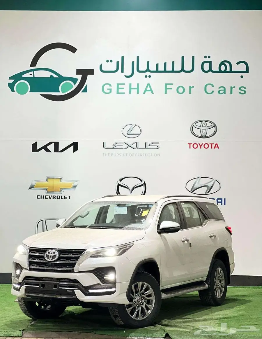 فورشنر بنزين 6سرندل VX1 2025 ويتوفر VX3 . 0