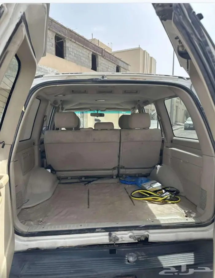 لاندكروزر موديل 2003 GX 4