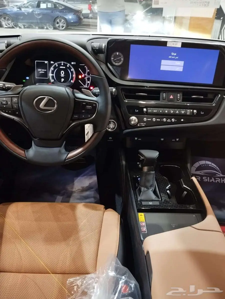 لكزس ES 350 CC نص فل سعودي 2025 6