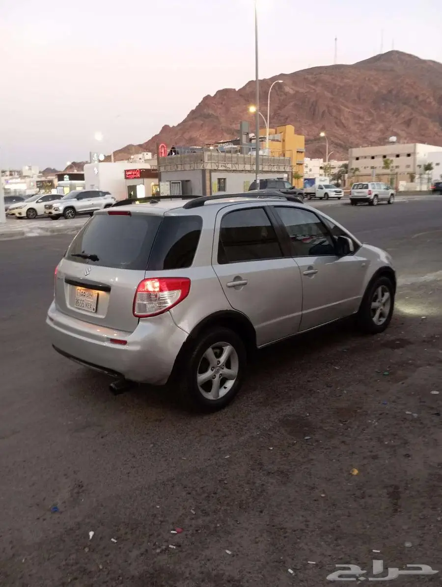 سوزوكي sx4 12