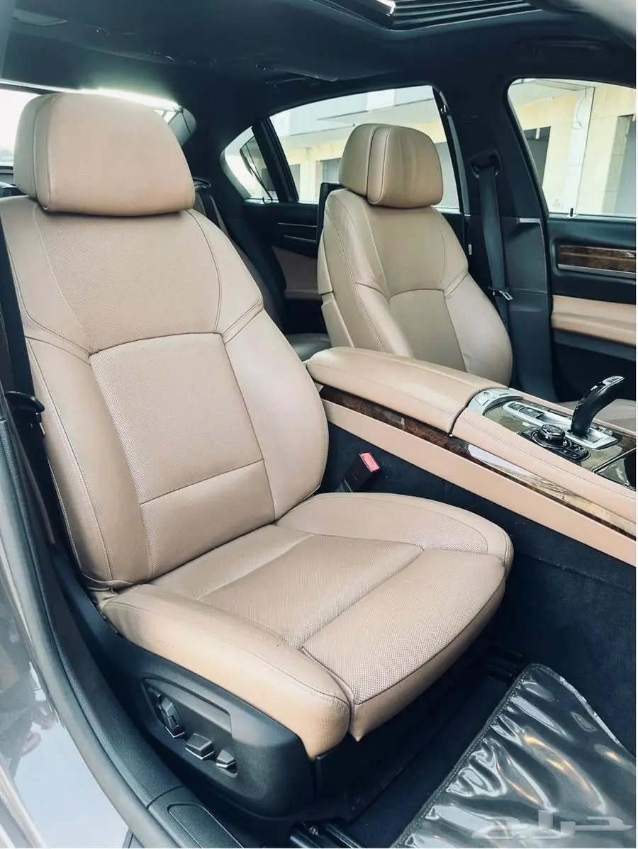 للبيع BMW 750 Li فل الفل 2014 بدي محركات وصيانة وكالة 31