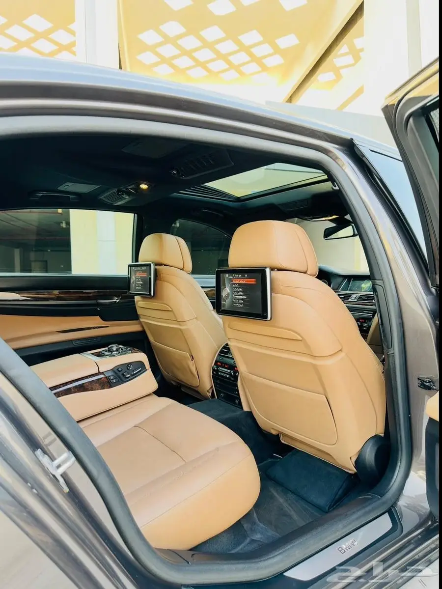 للبيع BMW 750 Li فل الفل 2014 بدي محركات وصيانة وكالة 32